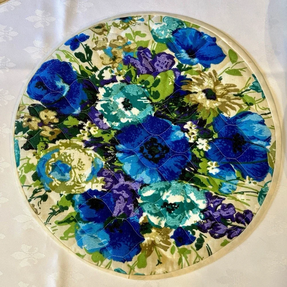 Retro Mod 70's Round Fabric Placements Blue Green Teal Floral Set Of 8